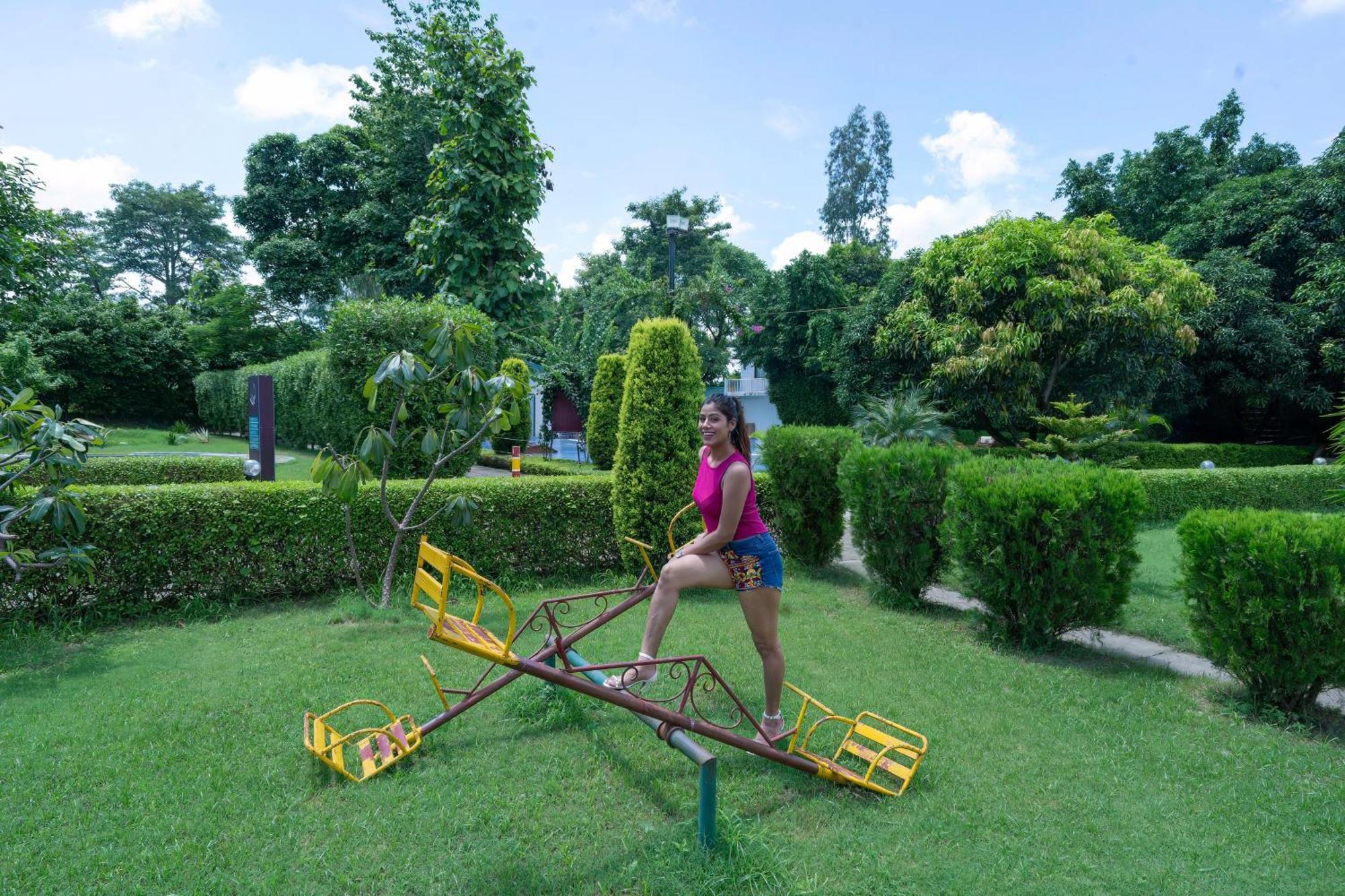 The Tattwaa Corbett Spa And Resort Rāmnagar Eksteriør billede